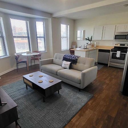 Amazing 1 Bedroom Apt In City Center Detroit Eksteriør bilde